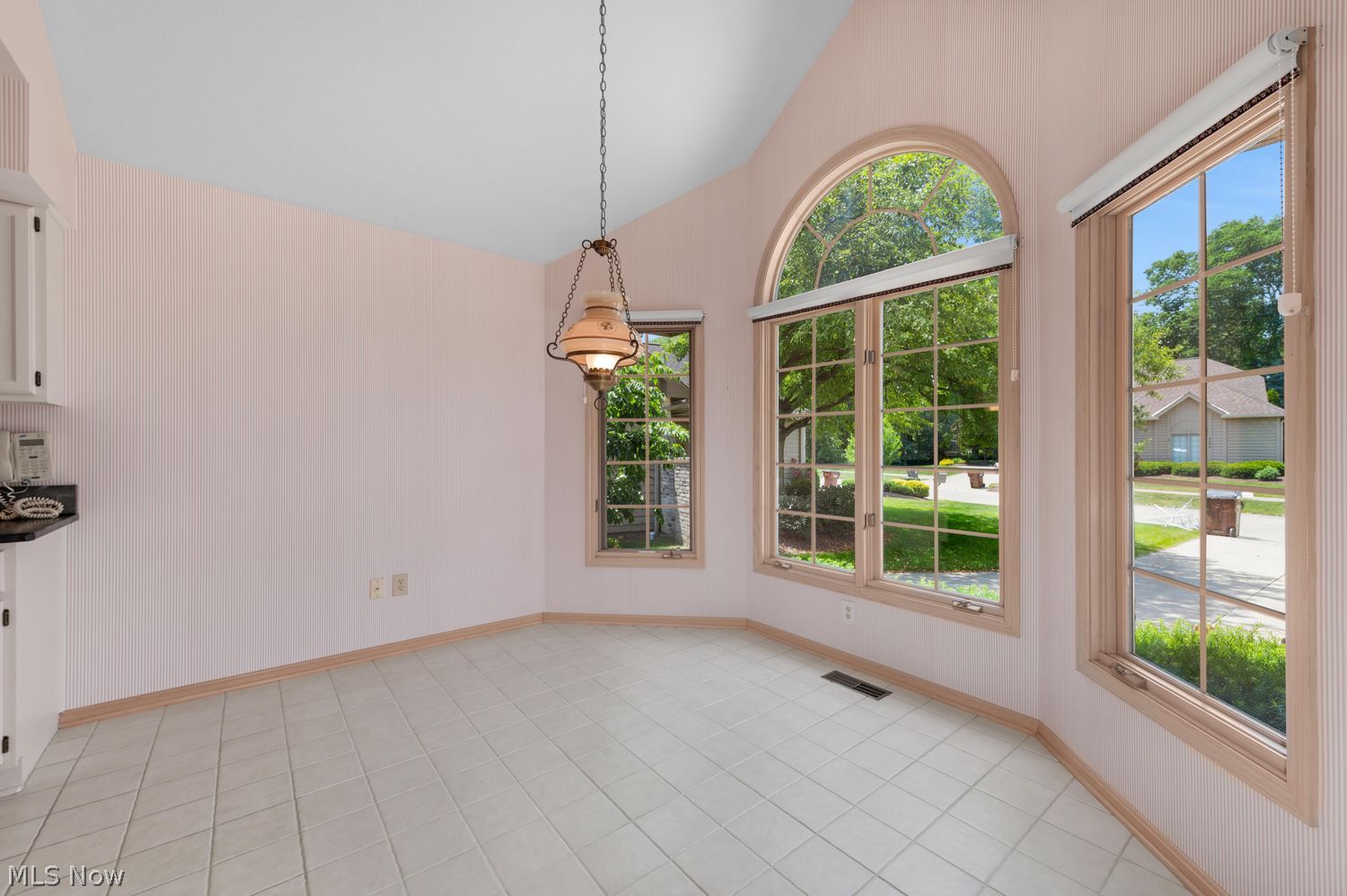 2039 Waters Edge Drive Westlake OH 44145