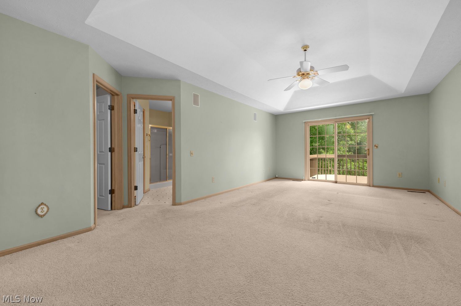 2039 Waters Edge Drive Westlake OH 44145