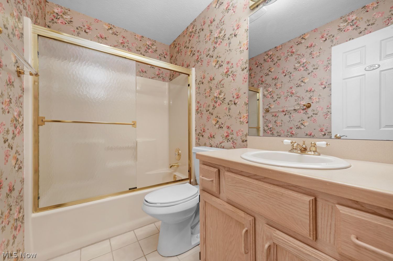 2039 Waters Edge Drive Westlake OH 44145