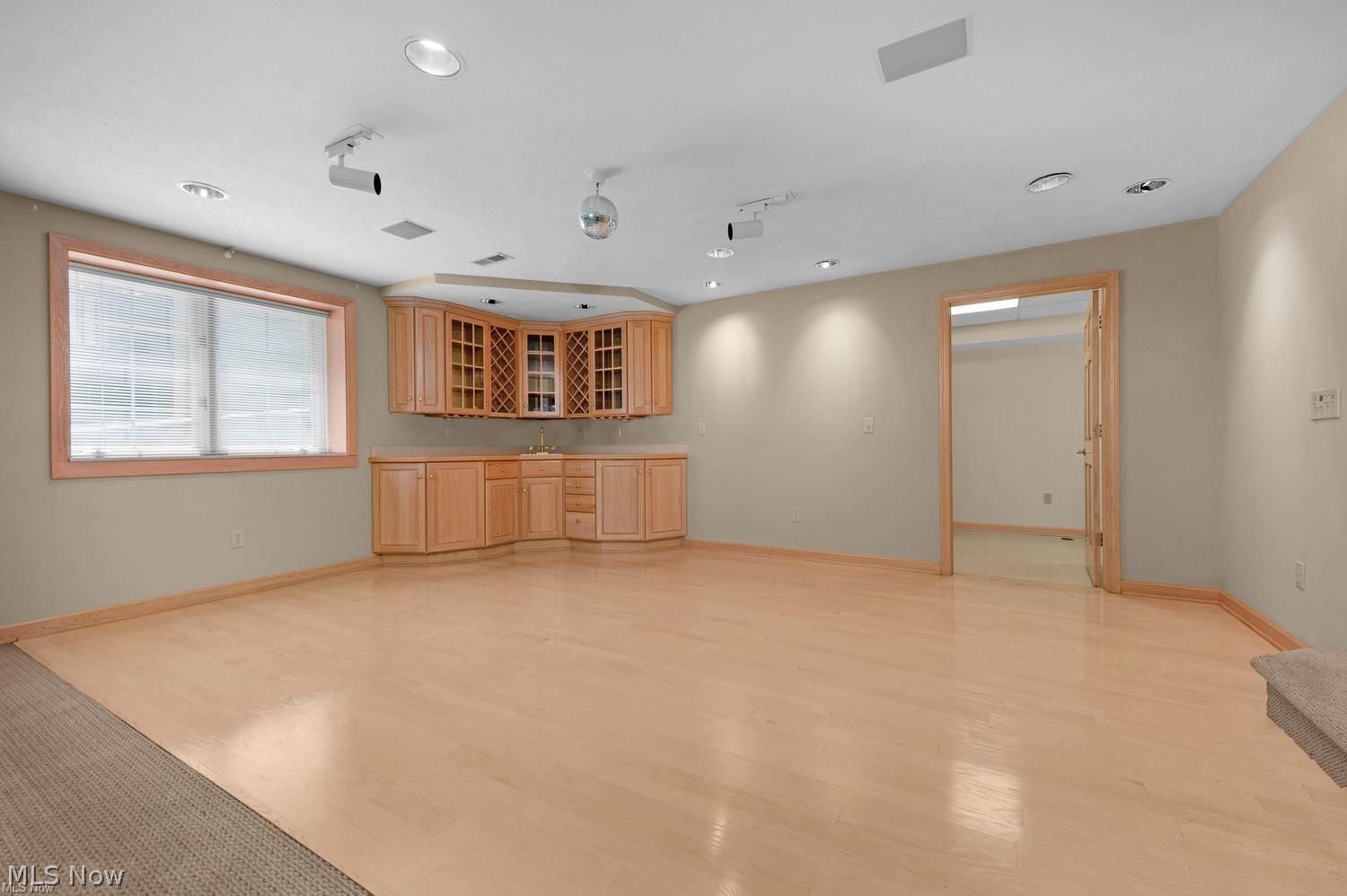 2039 Waters Edge Drive Westlake OH 44145