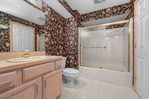2039 Waters Edge Drive Westlake OH 44145