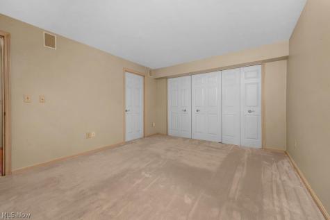 2039 Waters Edge Drive Westlake OH 44145