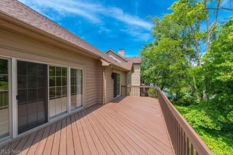 2039 Waters Edge Drive Westlake OH 44145