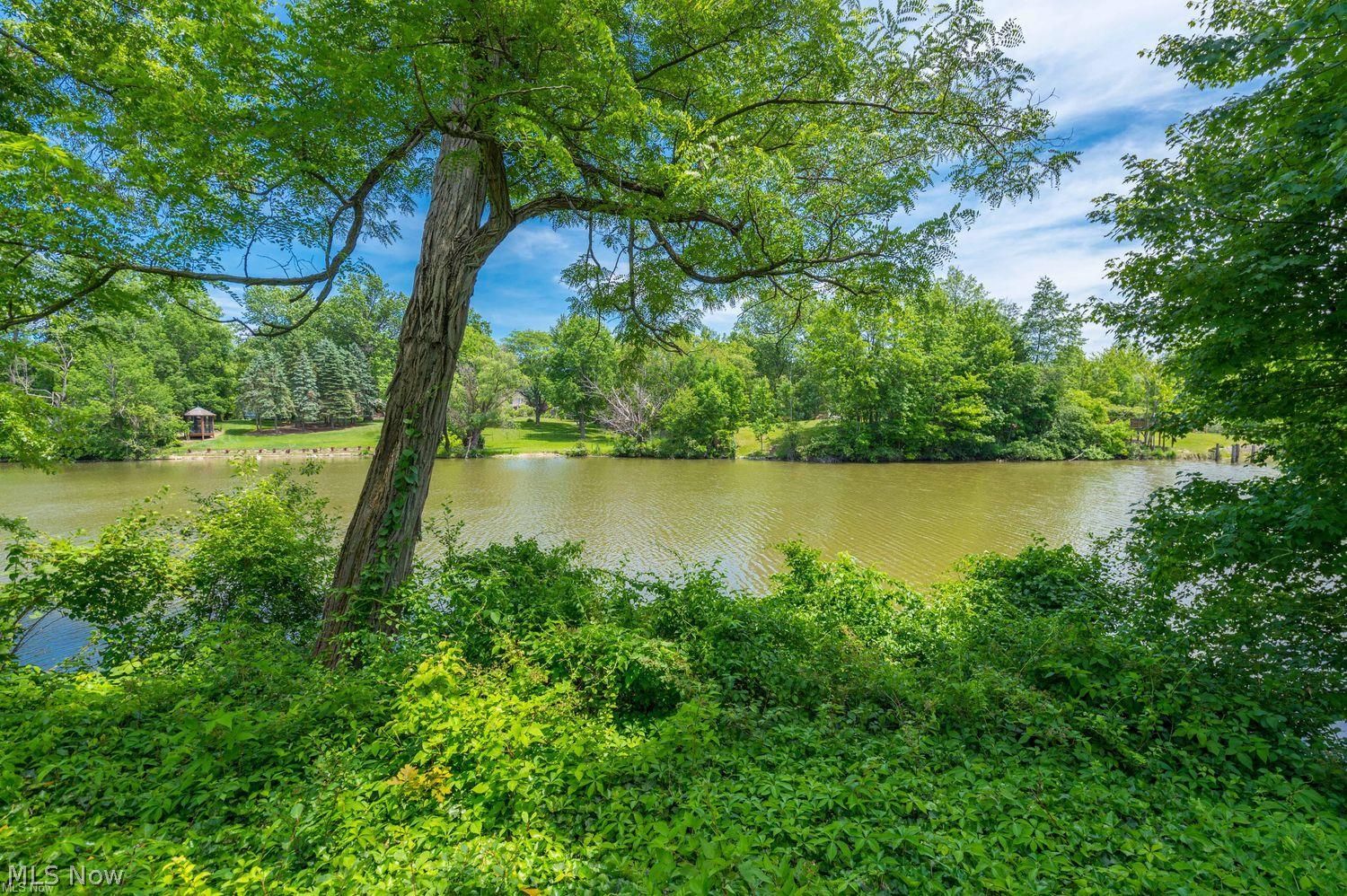 2039 Waters Edge Drive Westlake OH 44145