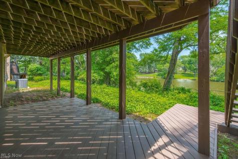 2039 Waters Edge Drive Westlake OH 44145