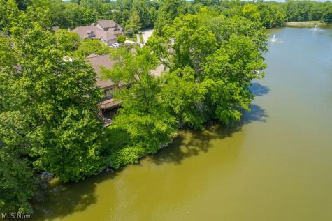 2039 Waters Edge Drive Westlake OH 44145