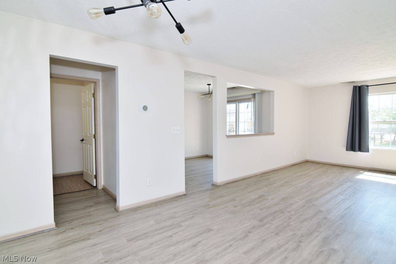 864 Tollis Broadview Heights OH 44147