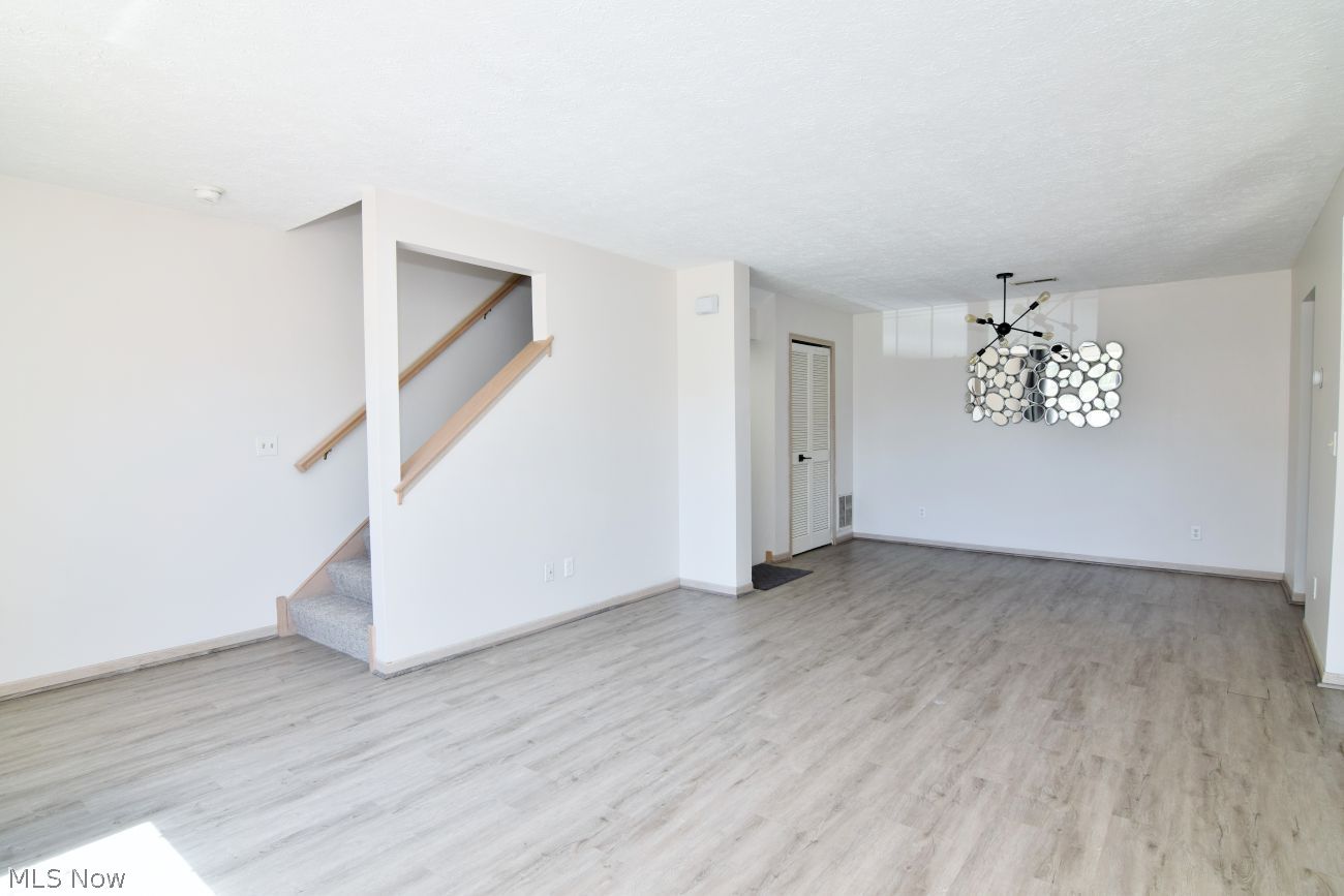 864 Tollis Broadview Heights OH 44147