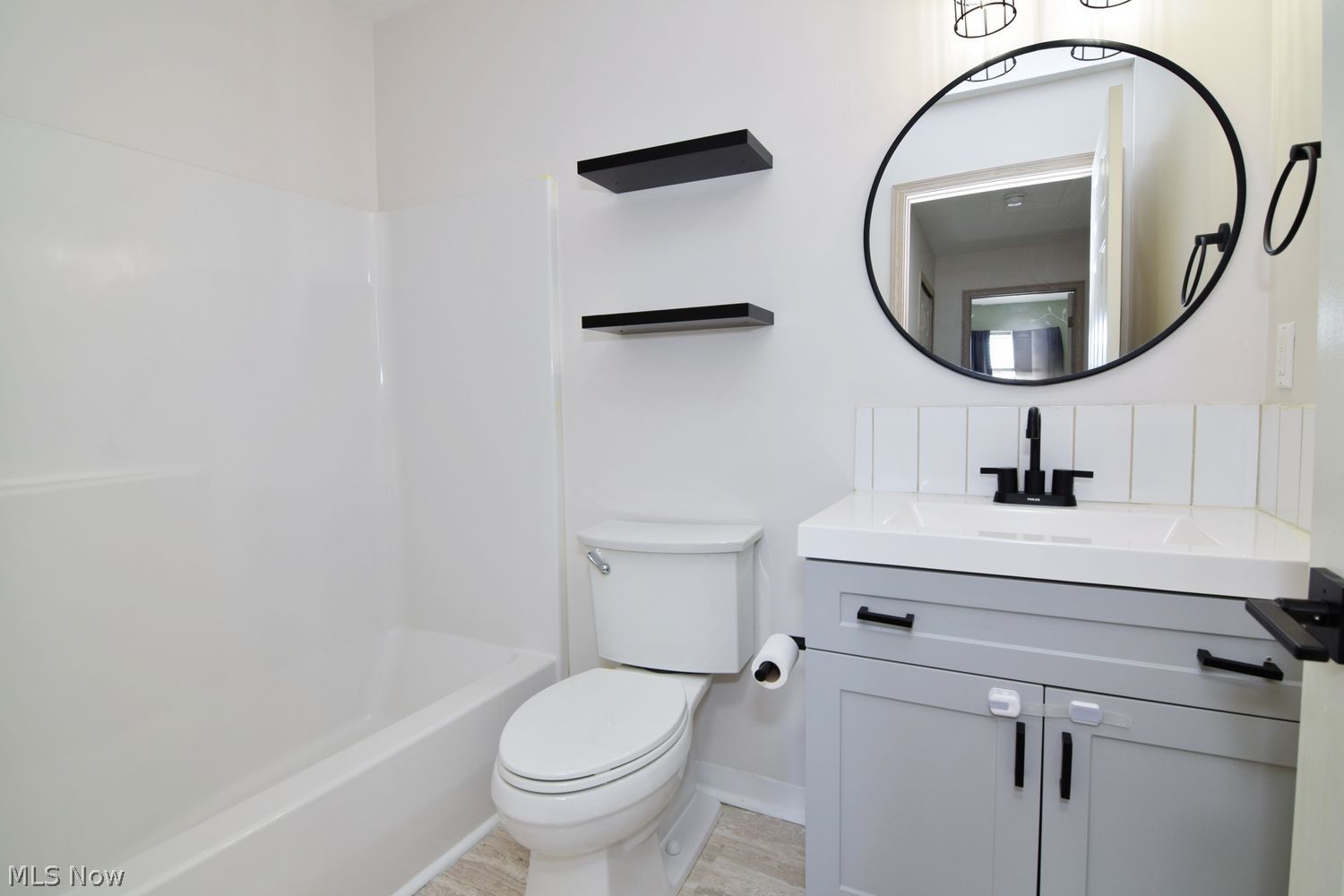 864 Tollis Broadview Heights OH 44147