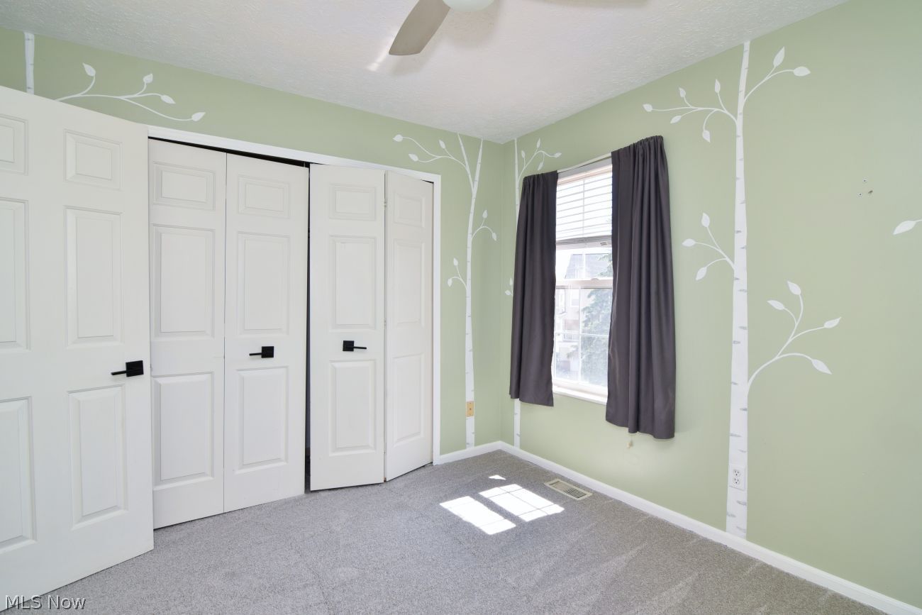 864 Tollis Broadview Heights OH 44147
