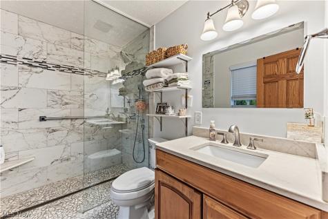 1284 Canyon View Road Sagamore Hills OH 44067