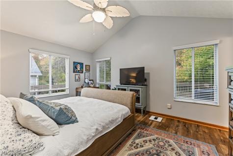 1284 Canyon View Road Sagamore Hills OH 44067