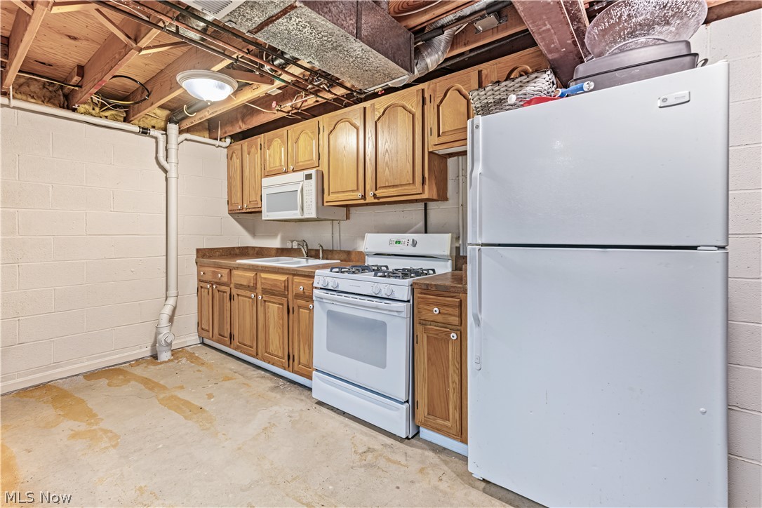 1284 Canyon View Road Sagamore Hills OH 44067