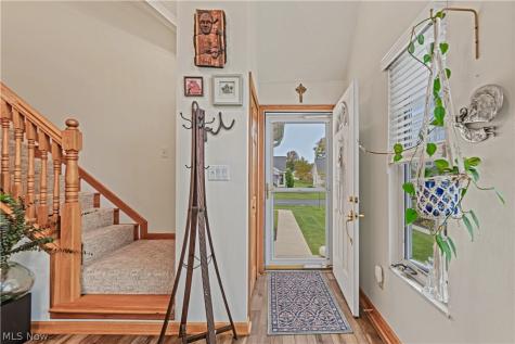 1284 Canyon View Road Sagamore Hills OH 44067