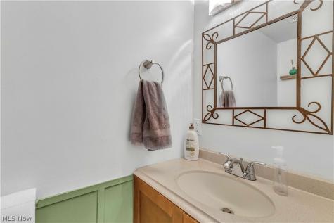 3097 Bay Landing Drive Westlake OH 44145