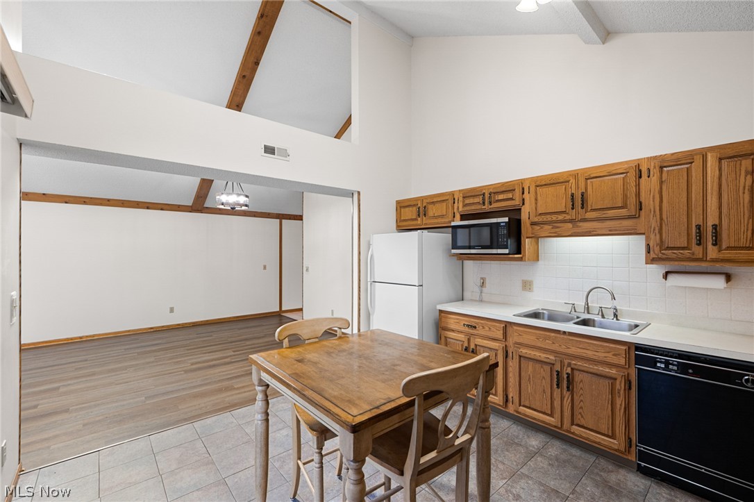 52 Pinewood Drive Medina OH 44256