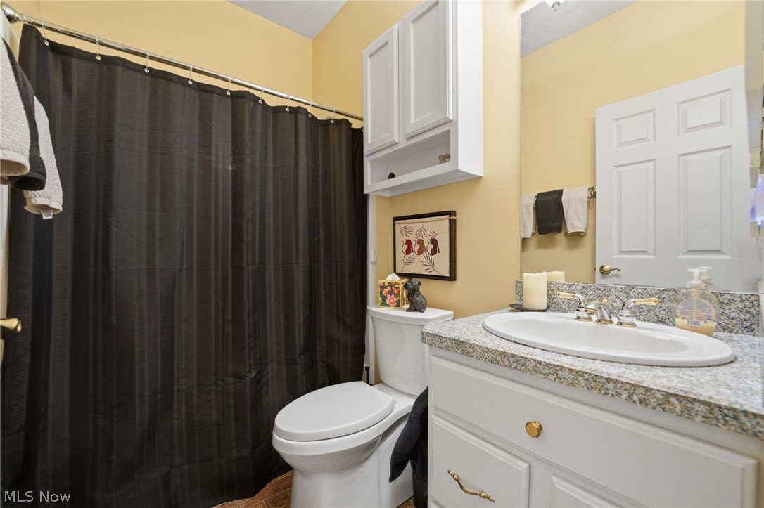 737 Elmwood Point Aurora OH 44202