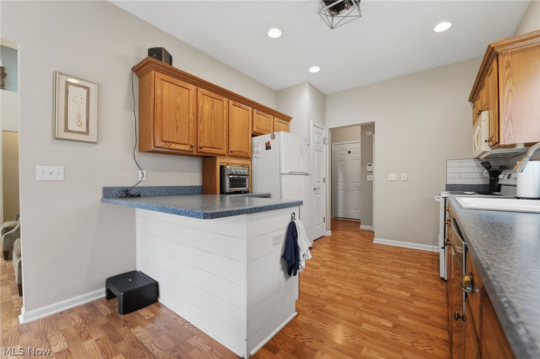 737 Elmwood Point Aurora OH 44202