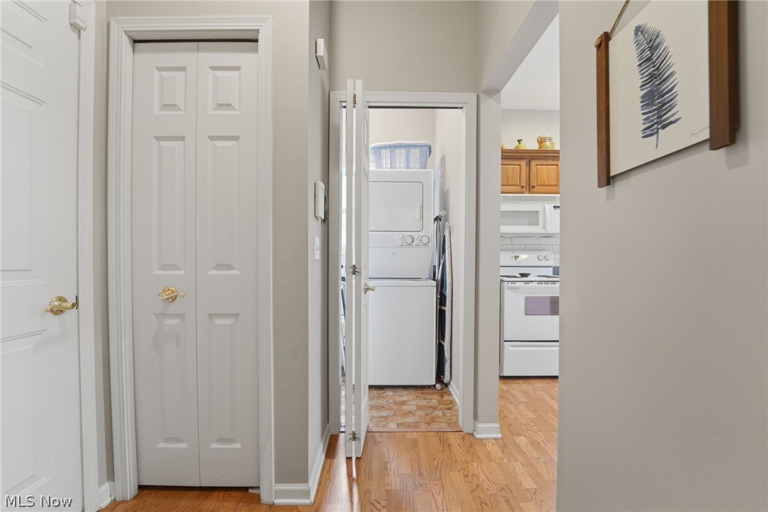 737 Elmwood Point Aurora OH 44202
