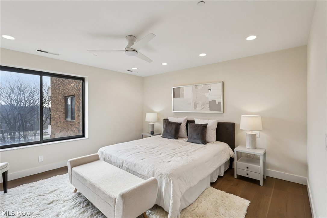 27500 Cedar Road Beachwood OH 44122