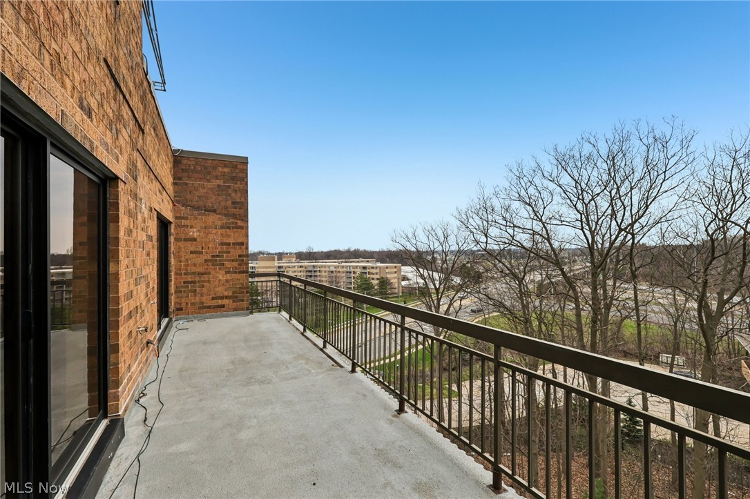 27500 Cedar Road Beachwood OH 44122