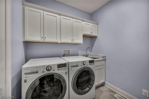 11253 Hygrove Drive Painesville OH 44077