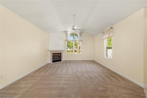 8222 Cyrus Lane Northfield OH 44067