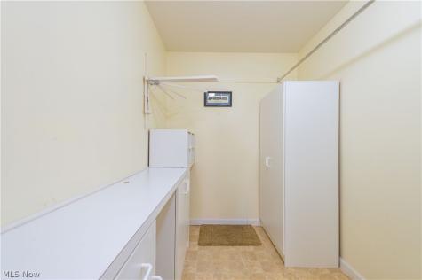 8222 Cyrus Lane Northfield OH 44067