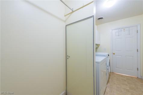 8222 Cyrus Lane Northfield OH 44067