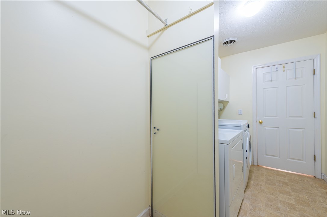 8222 Cyrus Lane Northfield OH 44067