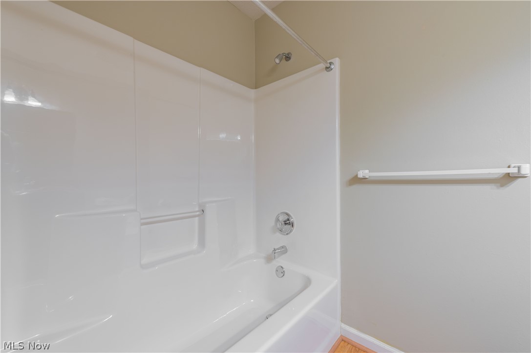 8222 Cyrus Lane Northfield OH 44067