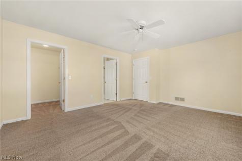 8222 Cyrus Lane Northfield OH 44067