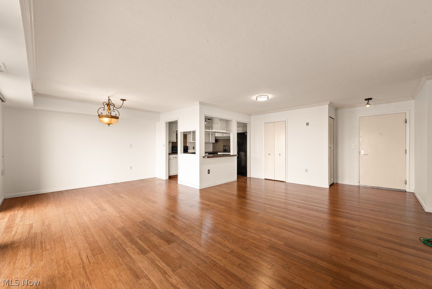 12550 Lake Avenue Lakewood OH 44107
