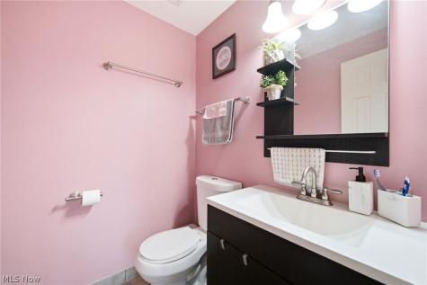 10301 Lake Avenue Cleveland OH 44102