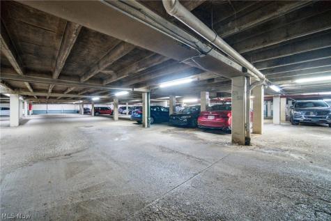 10301 Lake Avenue Cleveland OH 44102