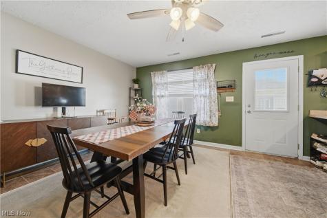 2137 Beechtree Drive Uniontown OH 44685