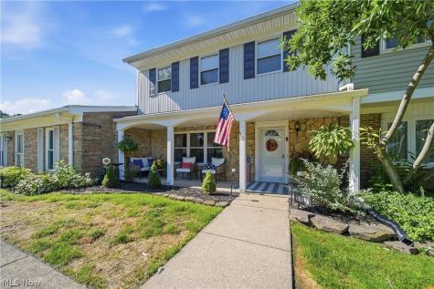 2137 Beechtree Drive Uniontown OH 44685