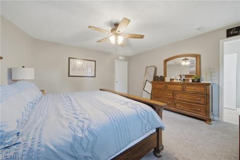 2137 Beechtree Drive Uniontown OH 44685