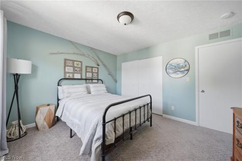 2137 Beechtree Drive Uniontown OH 44685