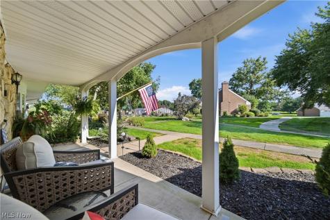 2137 Beechtree Drive Uniontown OH 44685