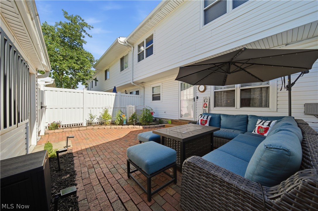 2137 Beechtree Drive Uniontown OH 44685