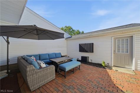 2137 Beechtree Drive Uniontown OH 44685