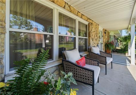 2137 Beechtree Drive Uniontown OH 44685