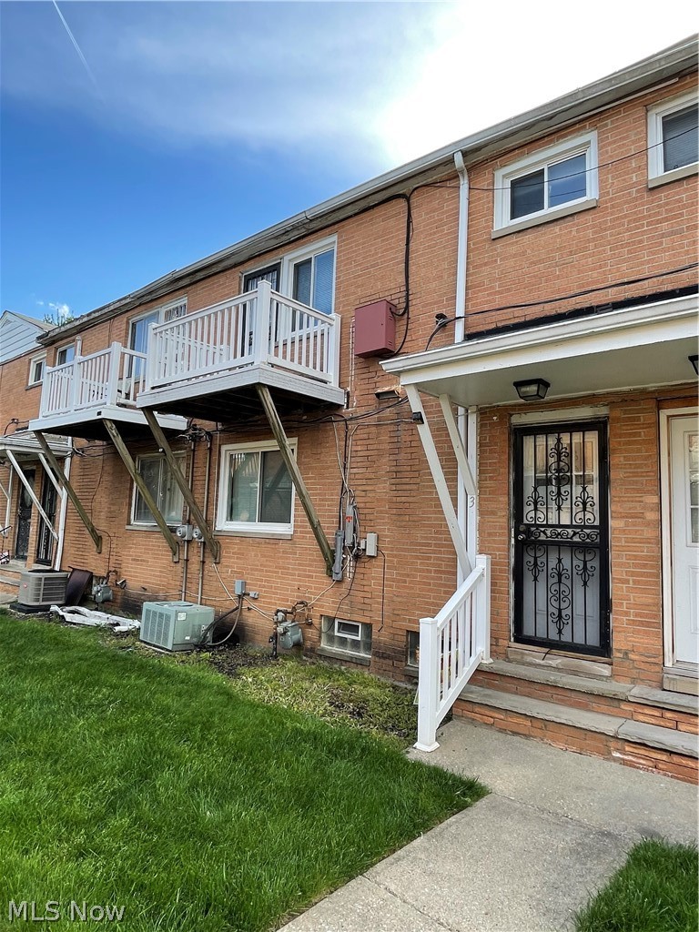 4732 Walford Road Warrensville Heights OH 44128
