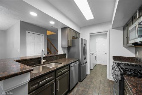 363 Casselberry Place Twinsburg OH 44087