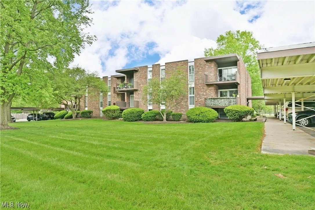 2960 N River Road NE Warren OH 44483