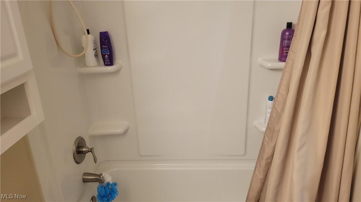 2960 N River Road NE Warren OH 44483