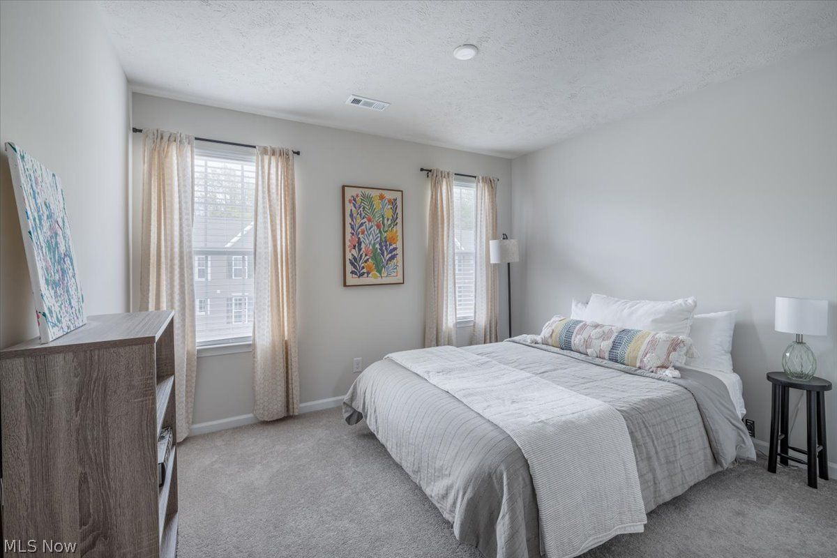 34579 Ethan Way Willoughby OH 44094