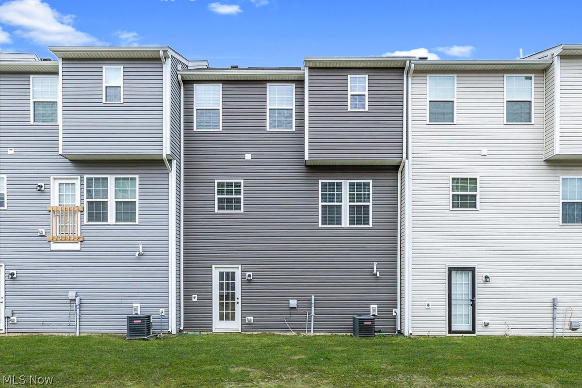 34579 Ethan Way Willoughby OH 44094