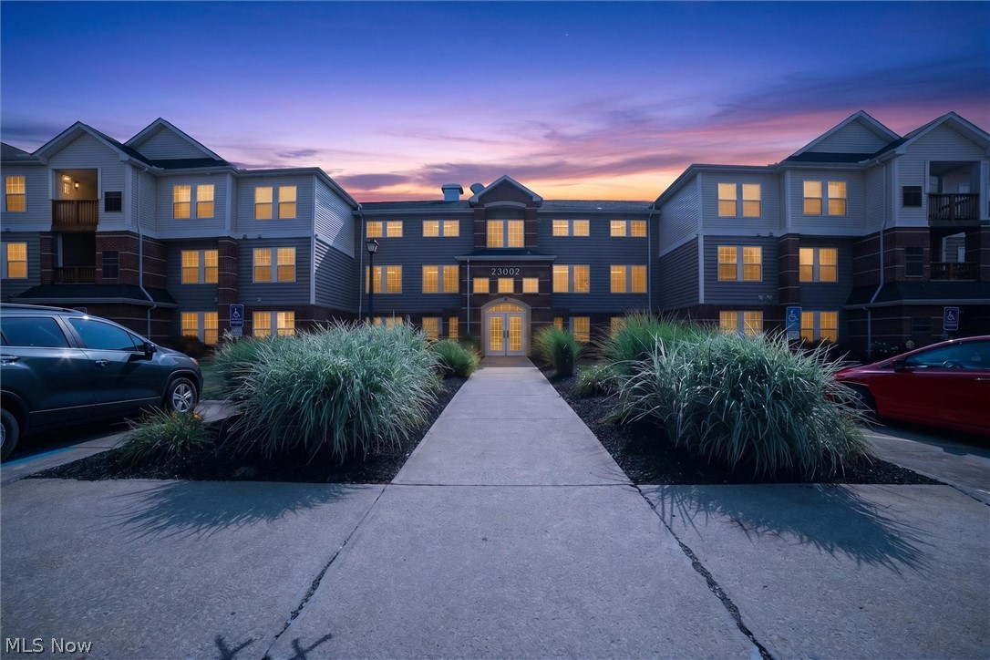 23002 Chandlers Lane Olmsted Falls OH 44138